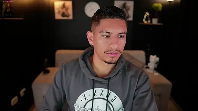 Aaronfox x online show from 11-28-25, 09:09