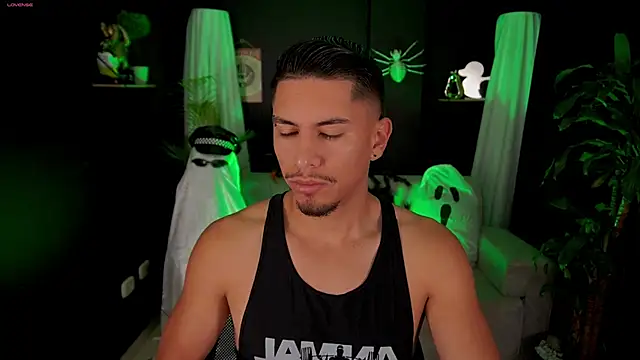 Aaronfox x online show from 10-10-25, 01:34