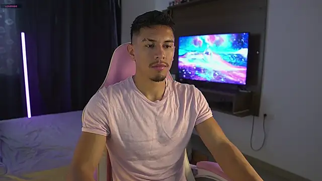 Aaronfox x online show from 05-04-26, 08:00