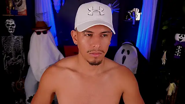 Aaronfox x online show from 10-14-25, 01:23