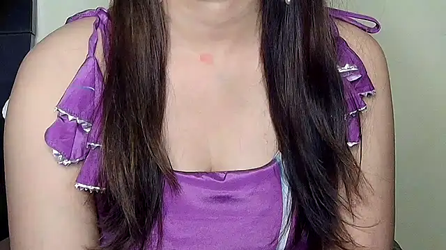 MIss-Naina online show from 10-18-25, 07:49