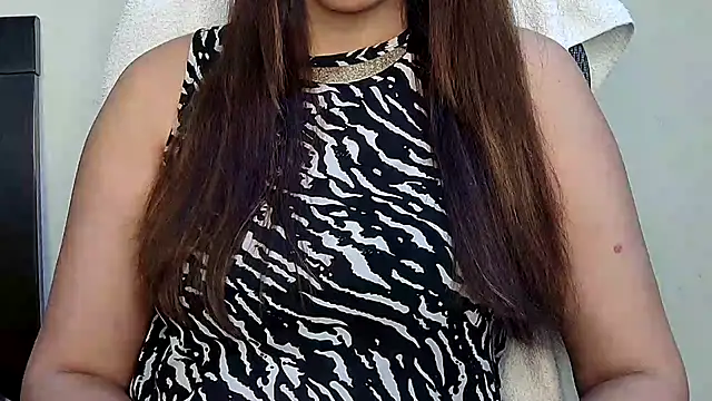 MIss-Naina online show from 04-12-26, 06:49