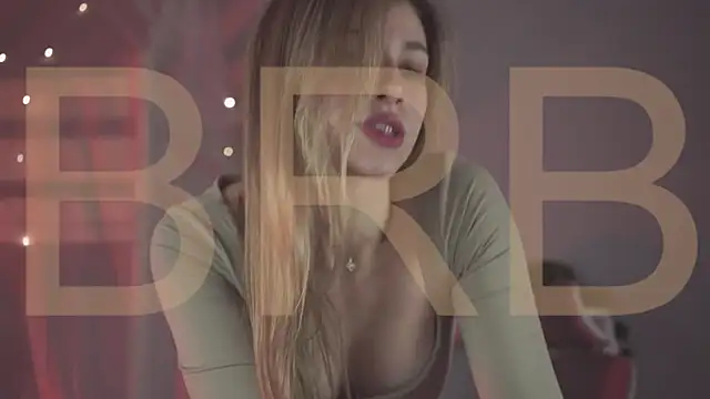 EllieCutes online show from 11-23-25, 08:24