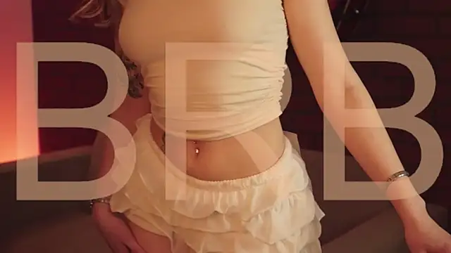 EllieCutes online show from 01-13-26, 05:22