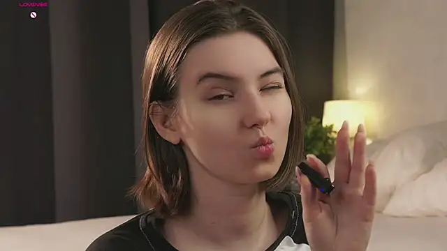 MeghanElson online show from 04-15-26, 12:53