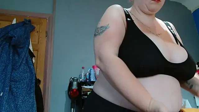 busty-bella1 online show from 05-19-26, 01:18