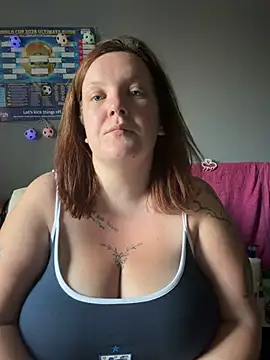 Snapshot of busty-bella1 chatting on 07-15-26, 07:10 busty-bella1 online show from 07-15-26, 07:10