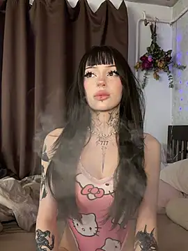 madelinexx online show from 05-18-26, 09:58
