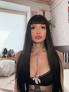 madelinexx online show from 05-28-26, 10:54