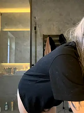 madelinexx online show from 10-24-25, 11:09