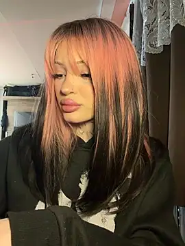 madelinexx online show from 03-23-26, 08:47