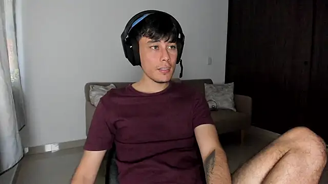 Huge latin cock online show from 10-13-25, 09:16