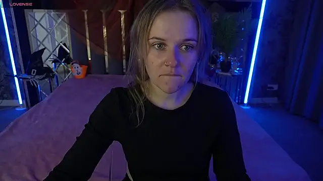 MaribelRiverr  online show from 10-27-25, 06:36