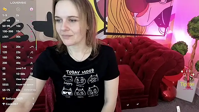 Snapshot of MaribelRiverr_ chatting on 03-21-26, 08:19 MaribelRiverr online show from 03-21-26, 08:19