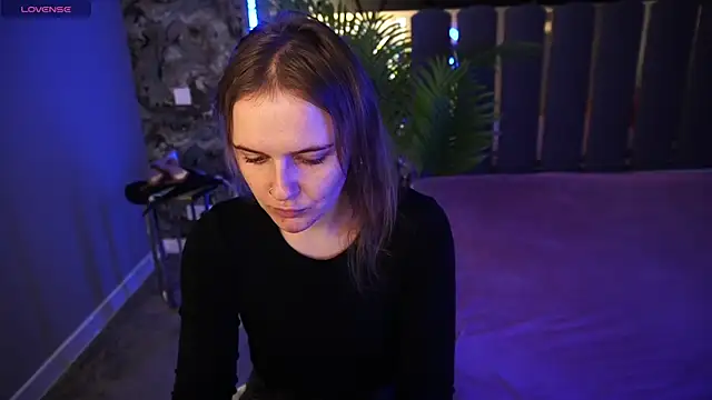 MaribelRiverr  online show from 11-03-25, 06:40