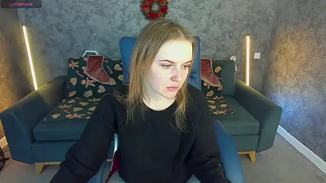 MaribelRiverr  online show from 12-23-25, 06:45