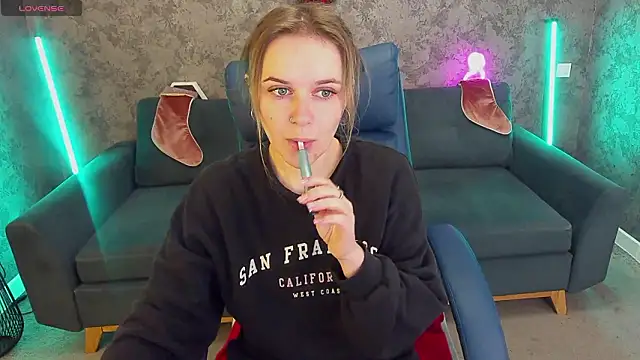 MaribelRiverr  online show from 01-17-26, 06:39