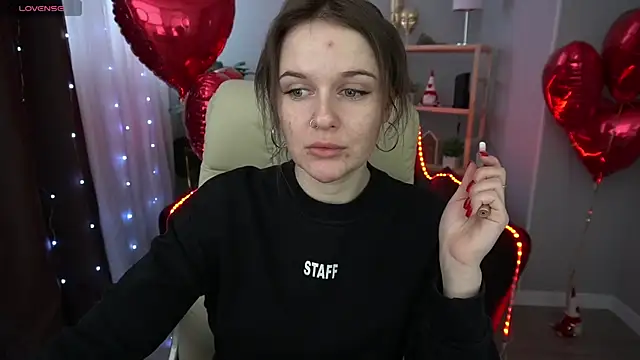 Snapshot of MaribelRiverr_ chatting on 02-15-25, 06:33 MaribelRiverr online show from 02-15-25, 06:33