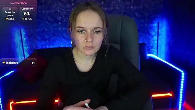 Snapshot of MaribelRiverr_ chatting on 02-06-25, 09:22 MaribelRiverr online show from 02-06-25, 09:22