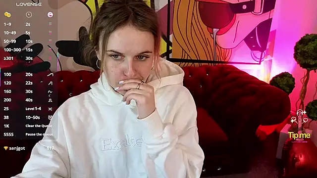 Snapshot of MaribelRiverr_ chatting on 03-27-26, 08:26 MaribelRiverr online show from 03-27-26, 08:26