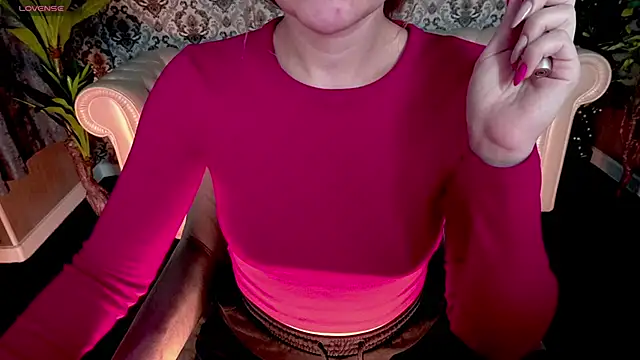 Snapshot of MaribelRiverr_ chatting on 09-19-25, 05:44 MaribelRiverr online show from 09-19-25, 05:44