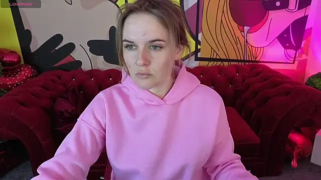 Snapshot of MaribelRiverr_ chatting on 04-14-26, 05:34 MaribelRiverr online show from 04-14-26, 05:34