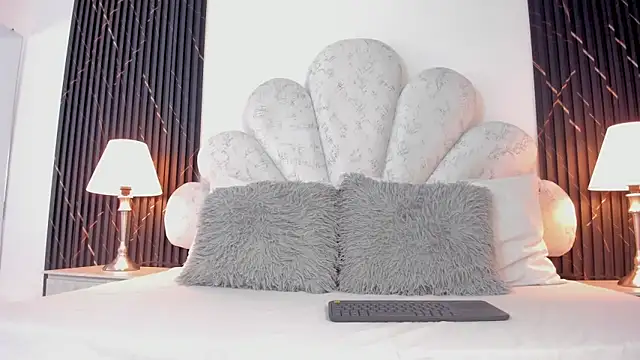 Jaslyn  Smith online show from 03-18-26, 05:03