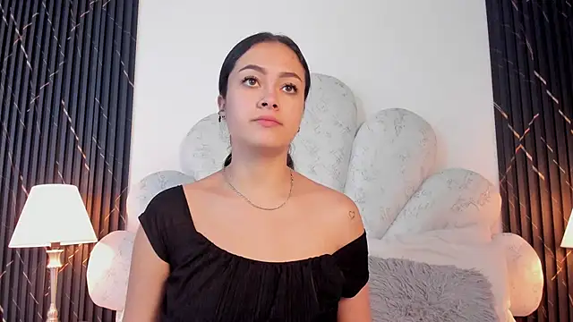 Jaslyn  Smith online show from 04-13-26, 05:06