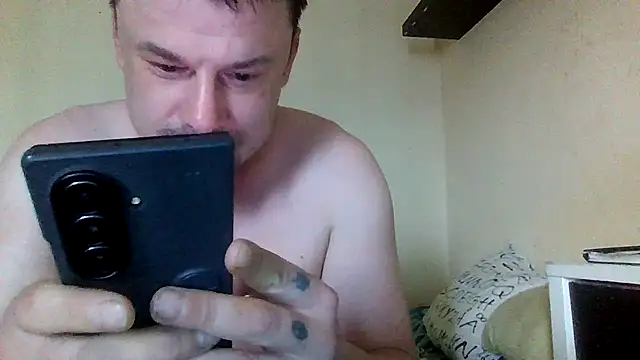 suka190388 online show from 10-08-25, 11:34