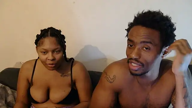 exotic  couple online show from 01-05-25, 03:22