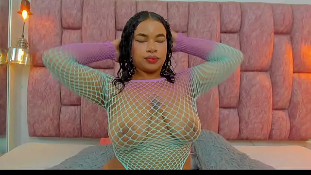 britanny-collyns online show from 03-22-26, 07:37