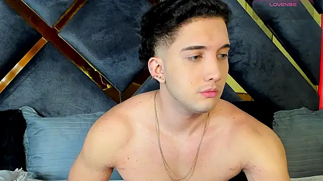 Snapshot of jeicob_stone chatting on 10-03-25, 06:59 jeicob stone online show from 10-03-25, 06:59