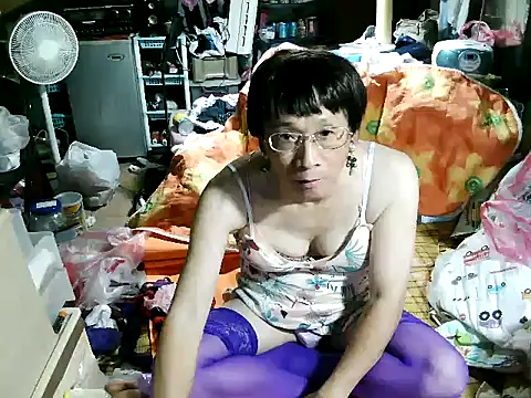 Snapshot of jamescheng27390 chatting on 10-28-25, 05:50 jamescheng27390 online show from 10-28-25, 05:50