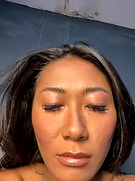 thai-dreamgirl online show from 10-10-25, 11:27