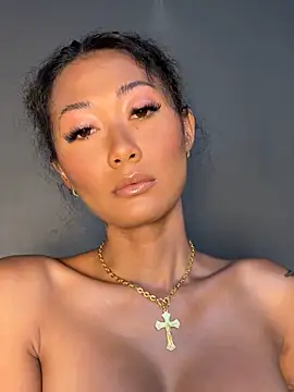 thai-dreamgirl online show from 09-19-25, 11:42