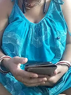 Snapshot of miss-Riy chatting on 06-03-26, 04:44 miss-Riy online show from 06-03-26, 04:44