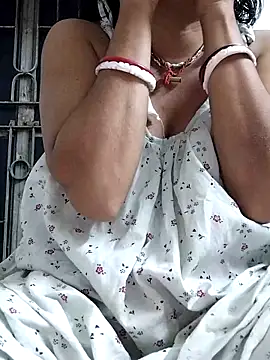 miss-Riy online show from 04-04-26, 05:30