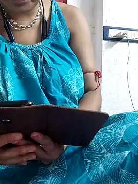Snapshot of miss-Riy chatting on 06-20-26, 05:07 miss-Riy online show from 06-20-26, 05:07