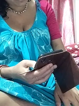Snapshot of miss-Riy chatting on 06-19-26, 05:02 miss-Riy online show from 06-19-26, 05:02
