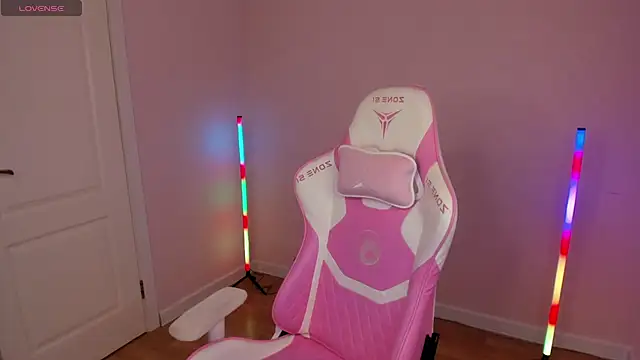 Stacy River online show from 02-10-25, 08:20