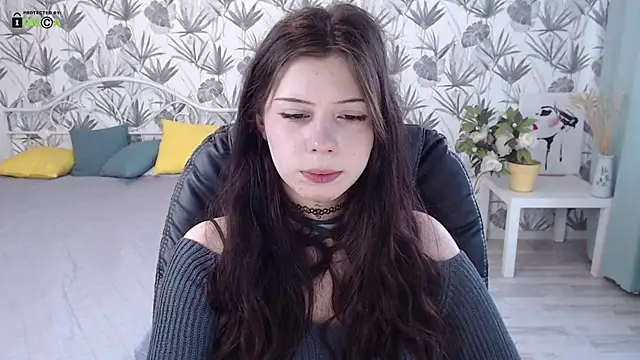 AliceWillsen online show from 12-15-24, 06:51