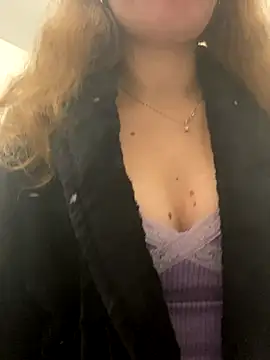 Snapshot of EvaRush chatting on 12-02-24, 08:50 EvaRush online show from 12-02-24, 08:50