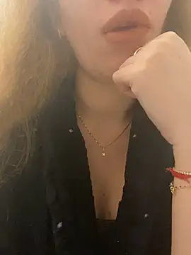 Snapshot of EvaRush chatting on 12-07-24, 10:34 EvaRush online show from 12-07-24, 10:34