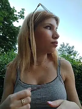 EvaRush online show from 06-09-26, 04:52