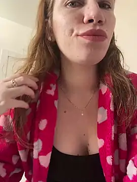 Snapshot of EvaRush chatting on 01-23-25, 08:25 EvaRush online show from 01-23-25, 08:25