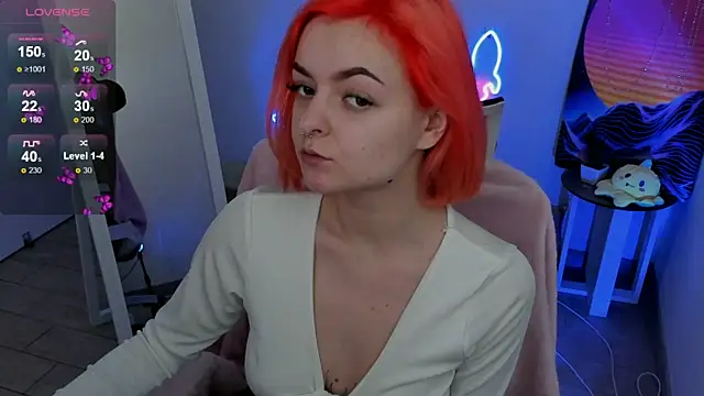 Fire Bestie online show from 03-02-25, 06:59