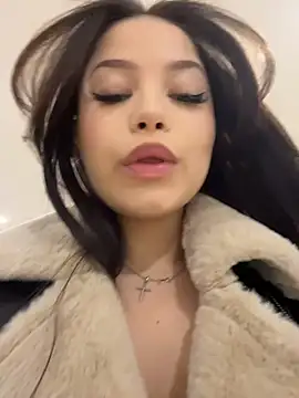 Chloe  Moon online show from 12-22-25, 11:10