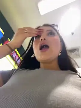 Chloe  Moon online show from 03-09-25, 12:31