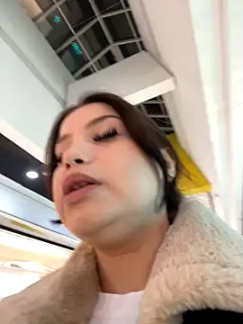 Chloe  Moon online show from 10-22-25, 03:11