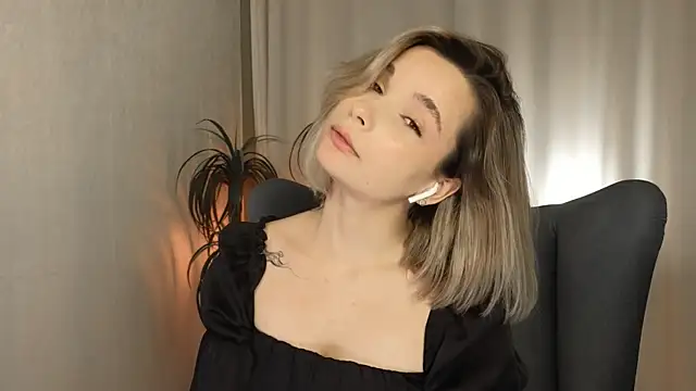 alita angelo online show from 12-25-24, 08:28